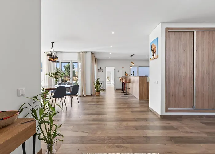 Joya ヴィラ アルマンシル